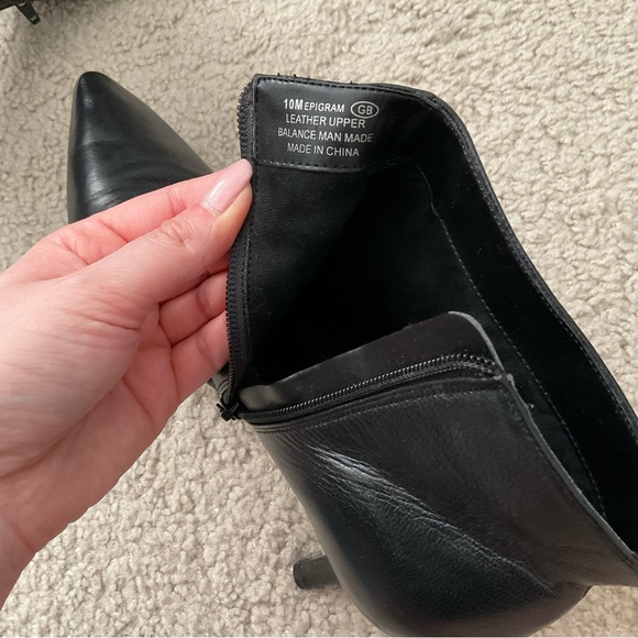 Aerosoles Epigram Pointed Toe Heeled Bootie, Size 10 - Picture 7 of 8